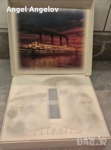 Titanic Collectors Box Edition VHS Set with Postcards And 35mm Film, снимка 5 - DVD филми - 53666678