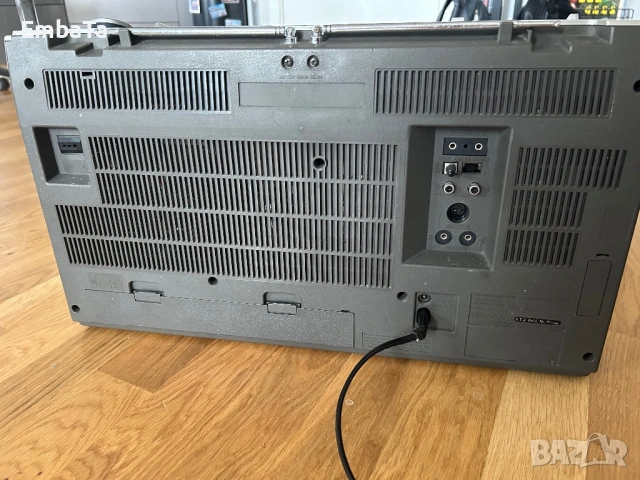 Hitachi TRK 8190E радио касетофон, снимка 6 - Радиокасетофони, транзистори - 53561153