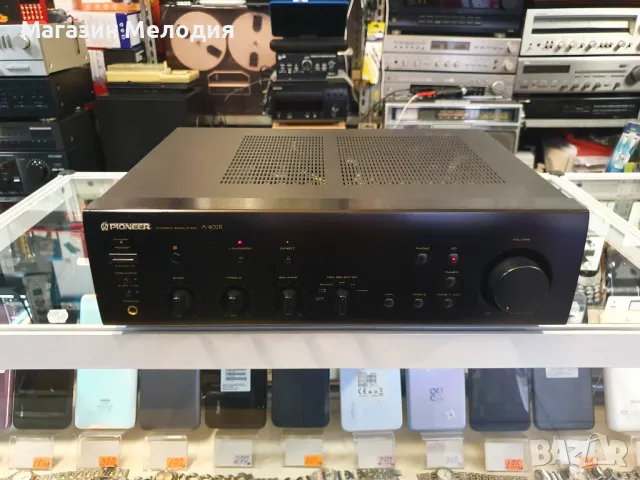 Усилвател Pioneer A-402R Две по 80 вата на 4 ома. В отлично техническо и визуално състояние., снимка 2 - Ресийвъри, усилватели, смесителни пултове - 47024062