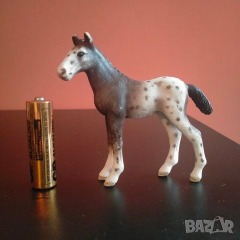 Колекционерска фигурка Schleich Кон Knabstrupper Foal Horse 2013 13760, снимка 12 - Колекции - 46797624