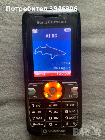 Sony Ericsson G502 и Sony Ericsson v630i, снимка 1