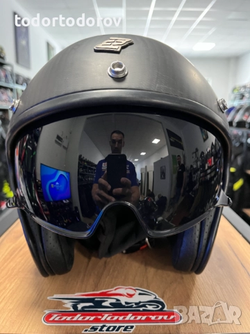 Чопър скутер мото каска BOGOTTO ZEUS Carbon ,М 57-58см, тегло 900гр., снимка 4 - Аксесоари и консумативи - 51924543
