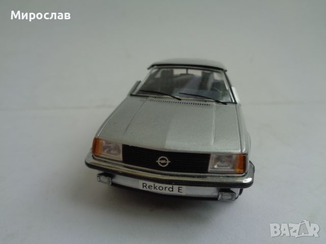 1:43 Schuco Opel REKORD КОЛИЧКА ИГРАЧКА МОДЕЛ , снимка 2 - Колекции - 46071244