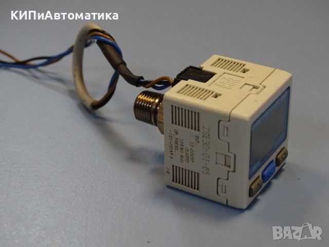 пресостат дигитален SMC ZSE30-01-65 Vacuum Switch 12-24VDC, снимка 1 - Резервни части за машини - 46584804