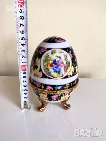 Красиво Порцеланово Яйце-Кутия за Бижута-Лимож, снимка 6 - Антикварни и старинни предмети - 51146440