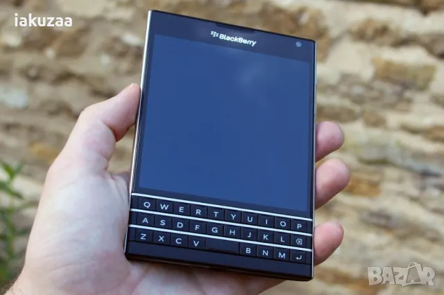 Купувам blackberry passport 