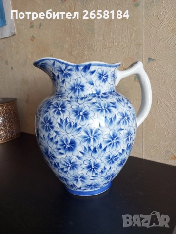 Ръчно рисувана кана / ваза, порцелан, вис.25 см.