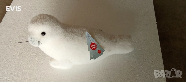 Продава се Нова декоративна фигура – тюленче ,Коледна украса 🦭 