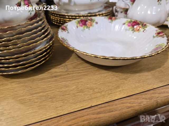 Royal Albert – Old Country Roses!  140 части • 24K позлата • Англия!  Цена: 4200 лв  Уникално голям , снимка 6 - Сервизи - 52433260