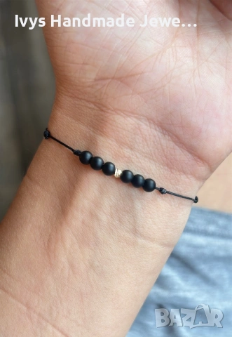 Гривна от естествен оникс с детайл от злато, снимка 2 - Гривни - 53264132