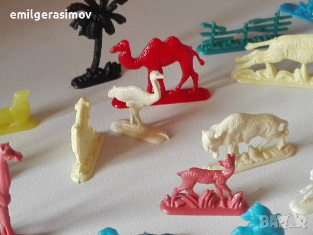 Пластмасови домашни и диви животни и лот динозаври., снимка 13 - Колекции - 35899747