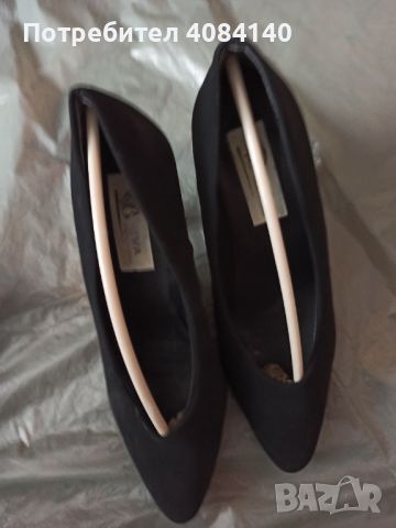Дамски велурени обувки, снимка 1 - Дамски обувки на ток - 45808387