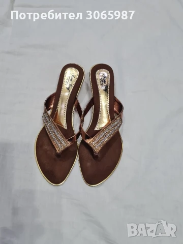 Нови дамски чехли с камъни 25лв , снимка 3 - Маратонки - 51071926