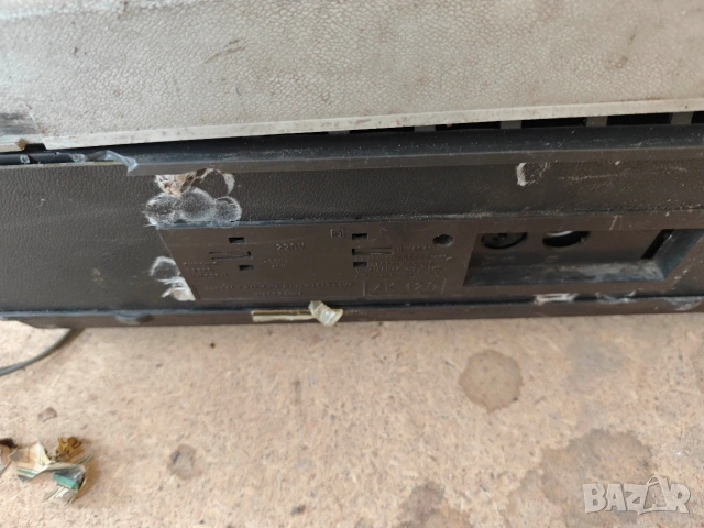 Продавам стари касетофони , телевизори ,списания , магнетофони ., снимка 15 - Антикварни и старинни предмети - 54087184