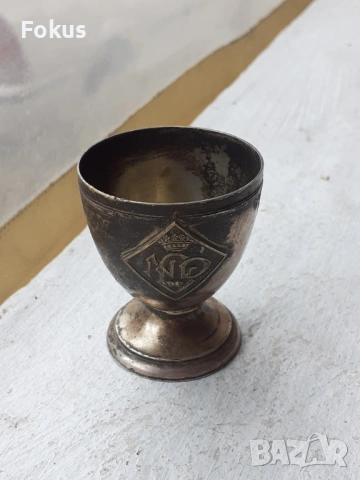 Зарф чашка за яйце посребрен с позлата, снимка 3 - Антикварни и старинни предмети - 53443645