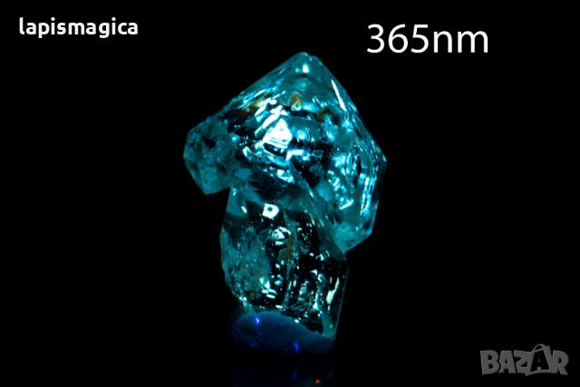 Петролен кварц кристал 2.4ct флуоресцентен #11, снимка 1 - Други ценни предмети - 46563814