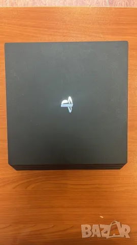 Плейстейшън Ps 4 pro 1 TB с два джойстика , снимка 2 - PlayStation конзоли - 47877311