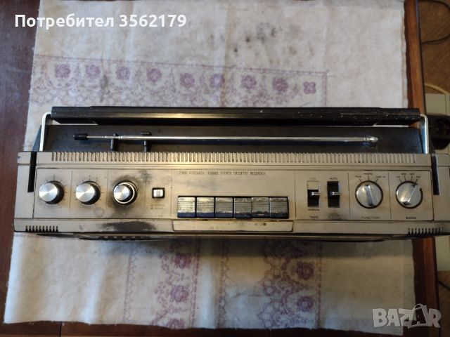 Касетофон Хитачи 8110 за части, снимка 6 - Радиокасетофони, транзистори - 46418417