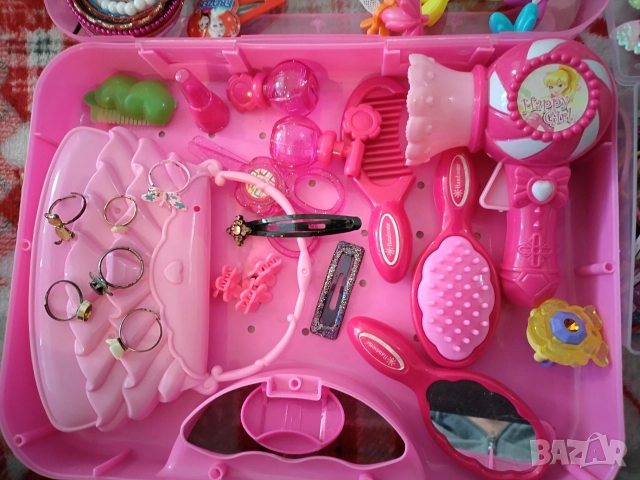 Фризьорски комплект за момиченце, гривни, шноли и други, снимка 4 - Други - 52904633