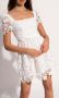 Нежна дантелена рокля в бяло   , снимка 1 - Рокли - 45851529