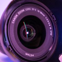 Продавам широкоъгълен обектив Canon EF-S 10-18mm f/4.5-5.6 IS STM, снимка 7 - Обективи и филтри - 45453608