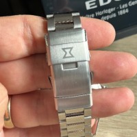 Автоматичен часовник Edox, снимка 8 - Мъжки - 44970466