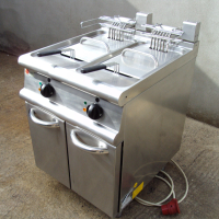 Професионален, италиански, електрически, двоен фритюрник на база BARON, снимка 3 - Обзавеждане на кухня - 44975917
