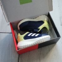 Детски маратонки Adidas 20 номер, снимка 2 - Детски маратонки - 45306376