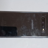 Телефон Самсунг  S10+, снимка 1 - Samsung - 45018655
