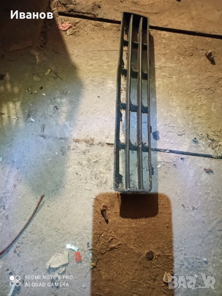 Средна решетка за предна броня за голф 4, снимка 1