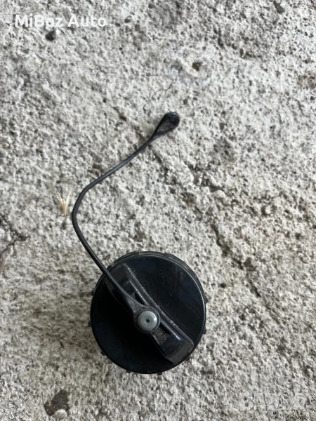 Капачка резервоар Мицубиши Аутлендър 2 Mitsubishi Outlander (2006-2012), снимка 1