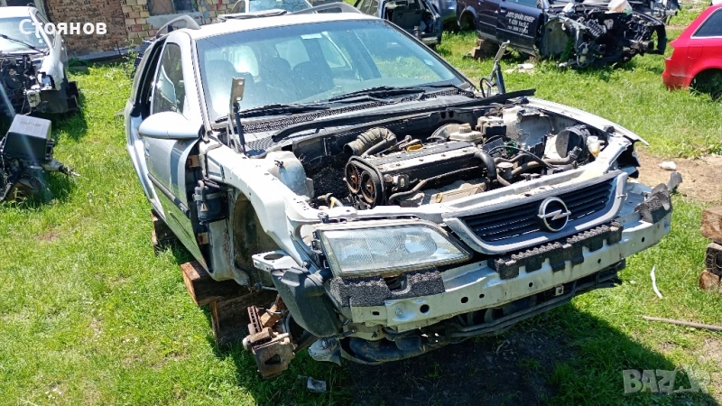 Десен фар за Опел Вектра Б, снимка 1