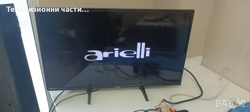 Arielli LED-32DN6T2 с дефектен екран PT320AT01-1 / Main Board LDD.M3663.A48, снимка 1