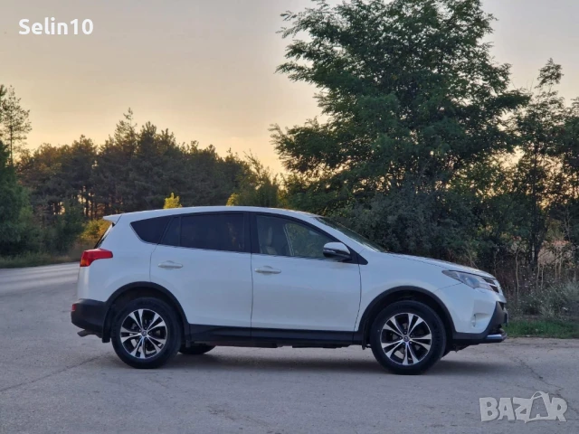 Toyota RAV4 2015 г. - 29 900 лв., снимка 2 - Автомобили и джипове - 51159627