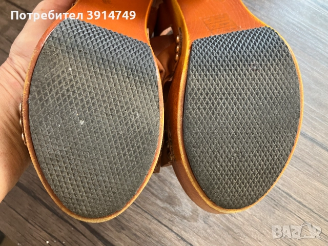 Кожени сандали, висококачествена изработка, с платформа и висок ток в чудесно състояние, 38, снимка 11 - Дамски елегантни обувки - 51729116