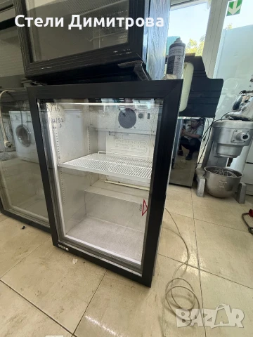 Хладилна витрина UGUR 60/87см