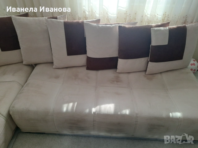 СПЕШНО! Ъглов диван с възглавнички, снимка 3 - Дивани и мека мебел - 53658873