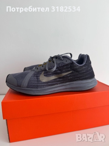 Маратонки Nike, снимка 2 - Маратонки - 52865760