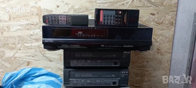 AKAI VS R100 &LG VHS, снимка 2 - Ресийвъри, усилватели, смесителни пултове - 47317043