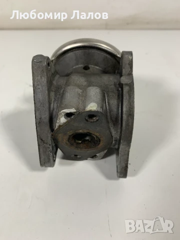 EGR клапан 1.9 TDI (04-09)г. 038129637D, снимка 3 - Части - 51027630