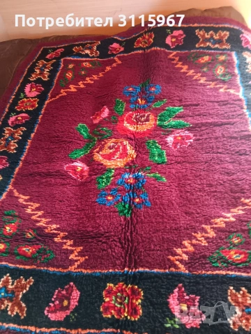 Вълнен китеник Маковете, снимка 2 - Покривки за легло - 53035228