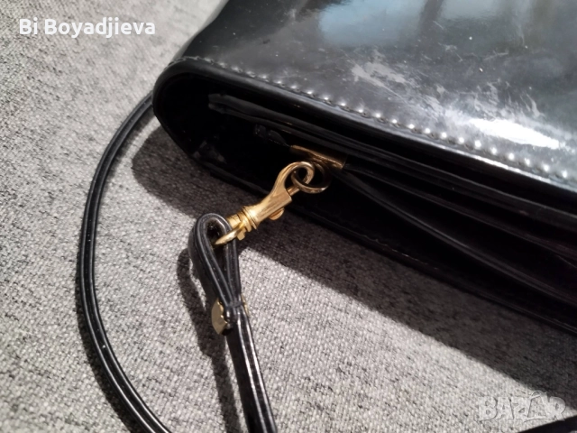 Лачена чанта, отлично състояние, снимка 5 - Чанти - 52586084