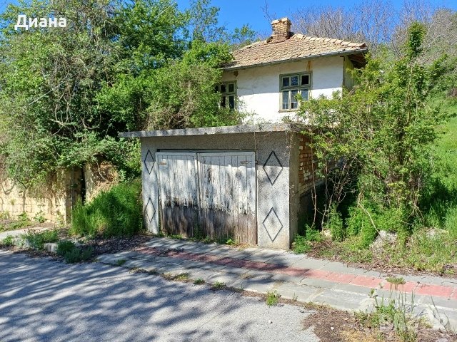 Селска къща за ремонт