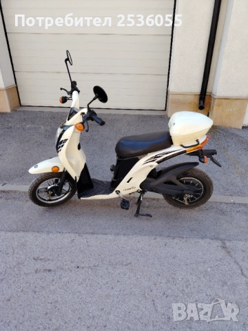 електрически скутер  с педали 