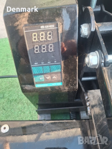 Термотрансферна Преса за тениски 37x37cm, снимка 3 - Друго търговско оборудване - 52793825