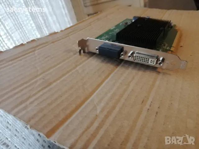  Видео карта Matrox M9120-E512F 512MB GDDR2 128bit PCI-E, снимка 3 - Видеокарти - 48326118