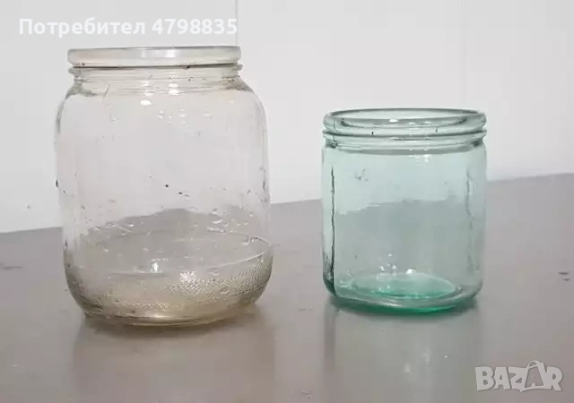 Буркани Омния в 6 чувала по 50 буркана с капачки.