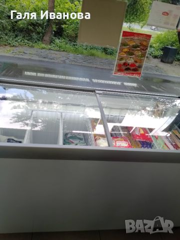 Продавам хладилна витрина с гаранция, снимка 2 - Витрини - 45711566