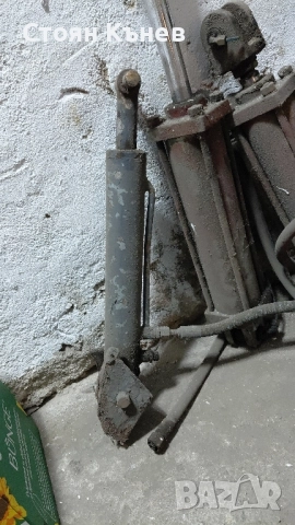 Хидравличен маркуч за ремарке 20/1.5 резба , снимка 15 - Селскостопанска техника - 30685535