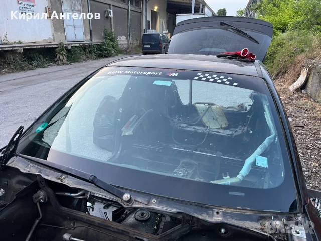 Предно стъкло за BMW E46 Compact